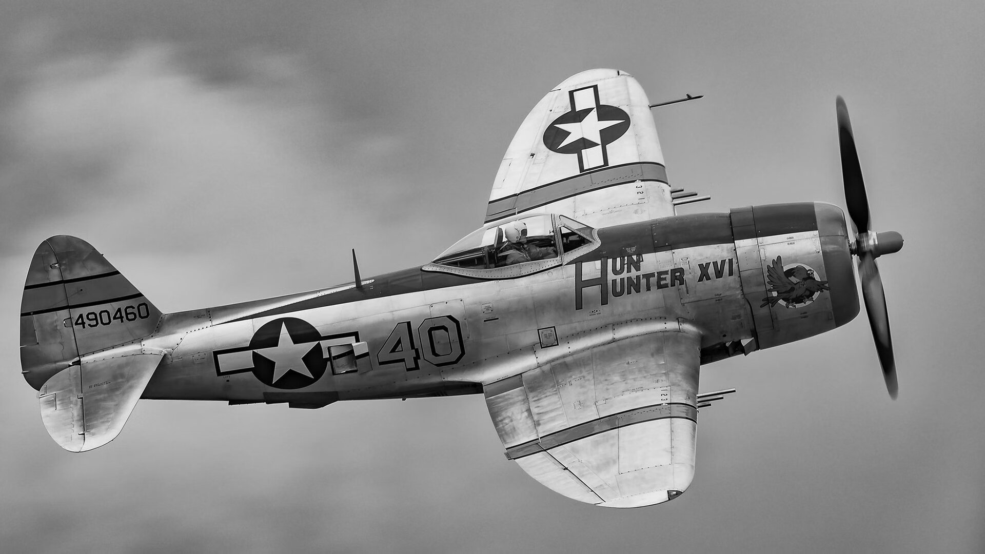 爱游戏app-从泥泞到雪地:不同地貌带来的极限驾控,泥泞的雪路