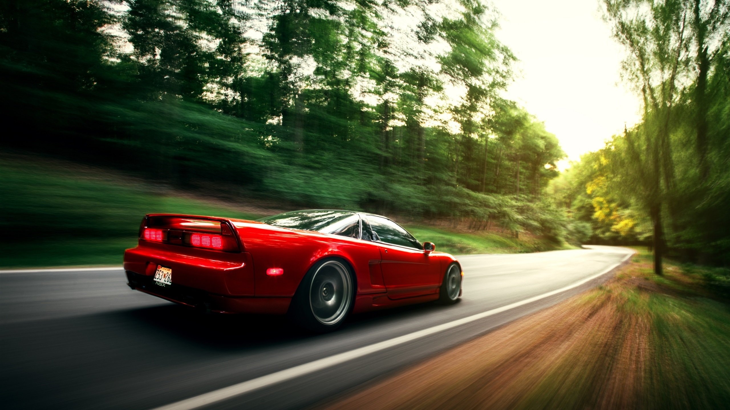 AYX体育官网-快船在比赛中多次打出快攻反击,最终战胜对手,取得连续第三场胜利!