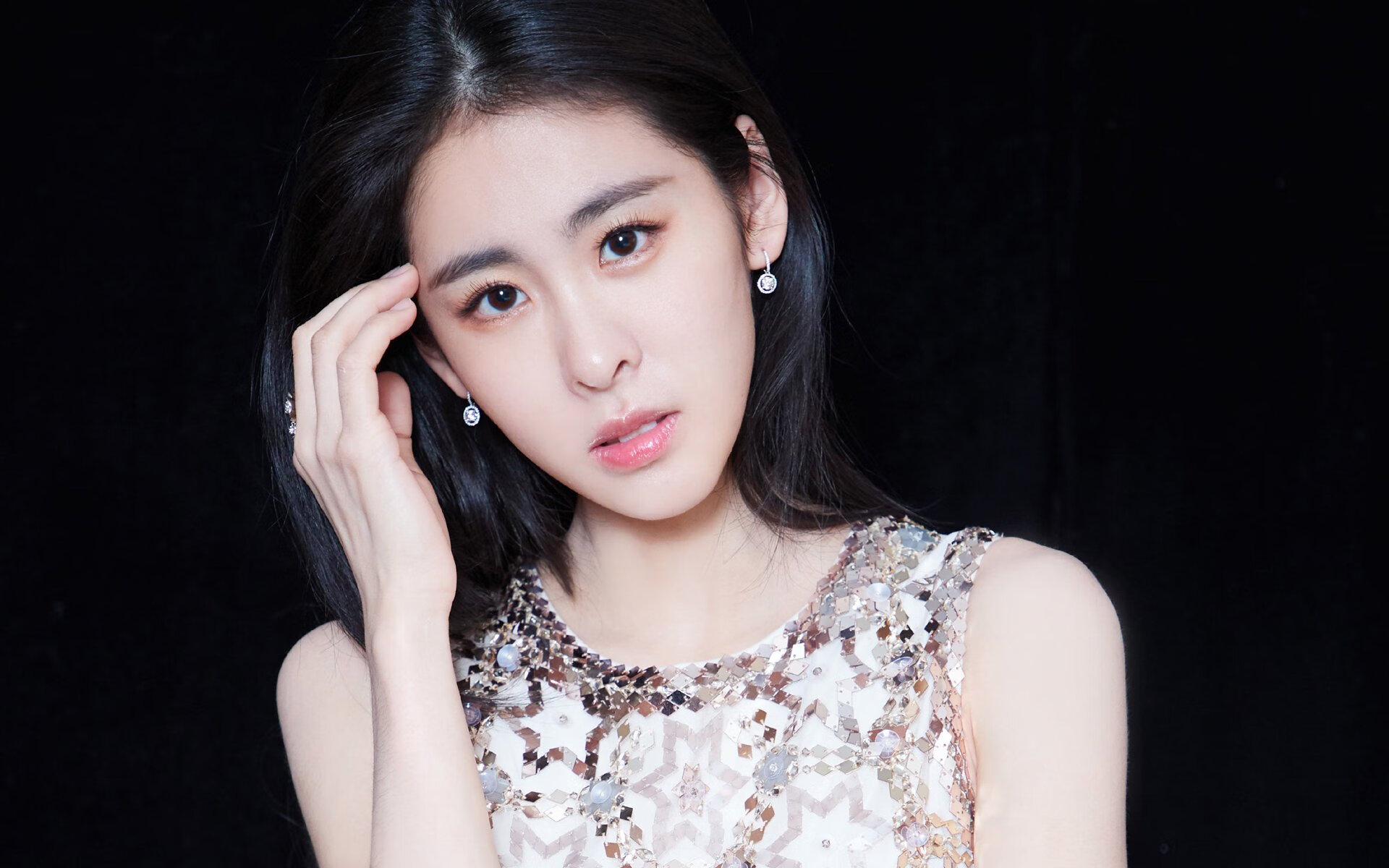 AYX SPORTS-意大利国内足球联赛补充规则引发争议,意大利国家足球队完整比赛视频