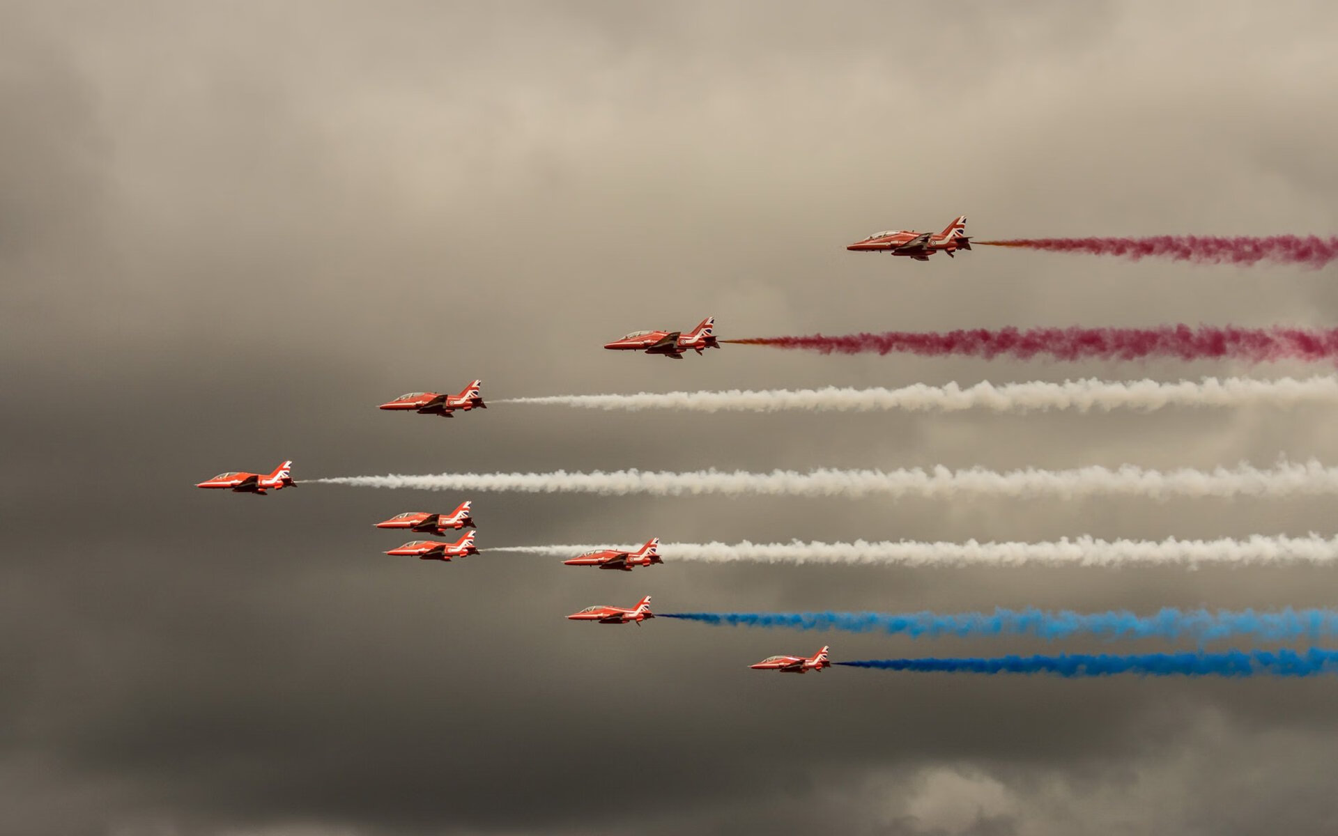 爱游戏中国官方登录入口网站-斯威客胜建业,中超冲顶状态火爆,江苏斯威客